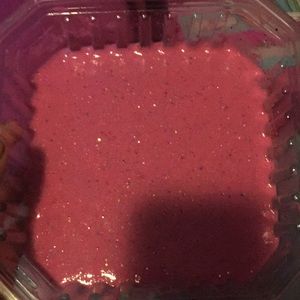 I’m selling slime hot pink with glitter